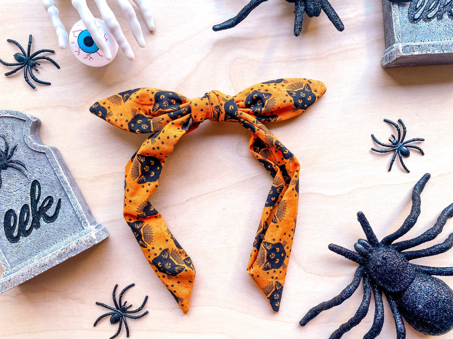 Neon Tarot & Black Cats